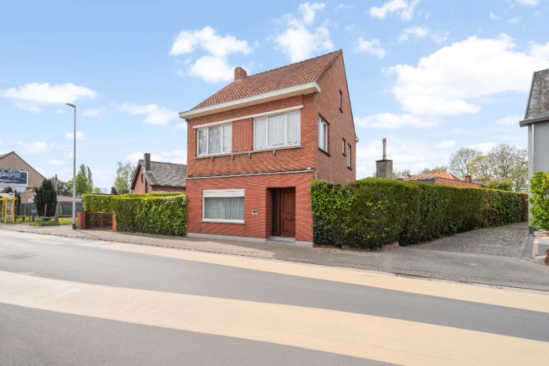 Ruime woning met magazijn op 488m² foto 1