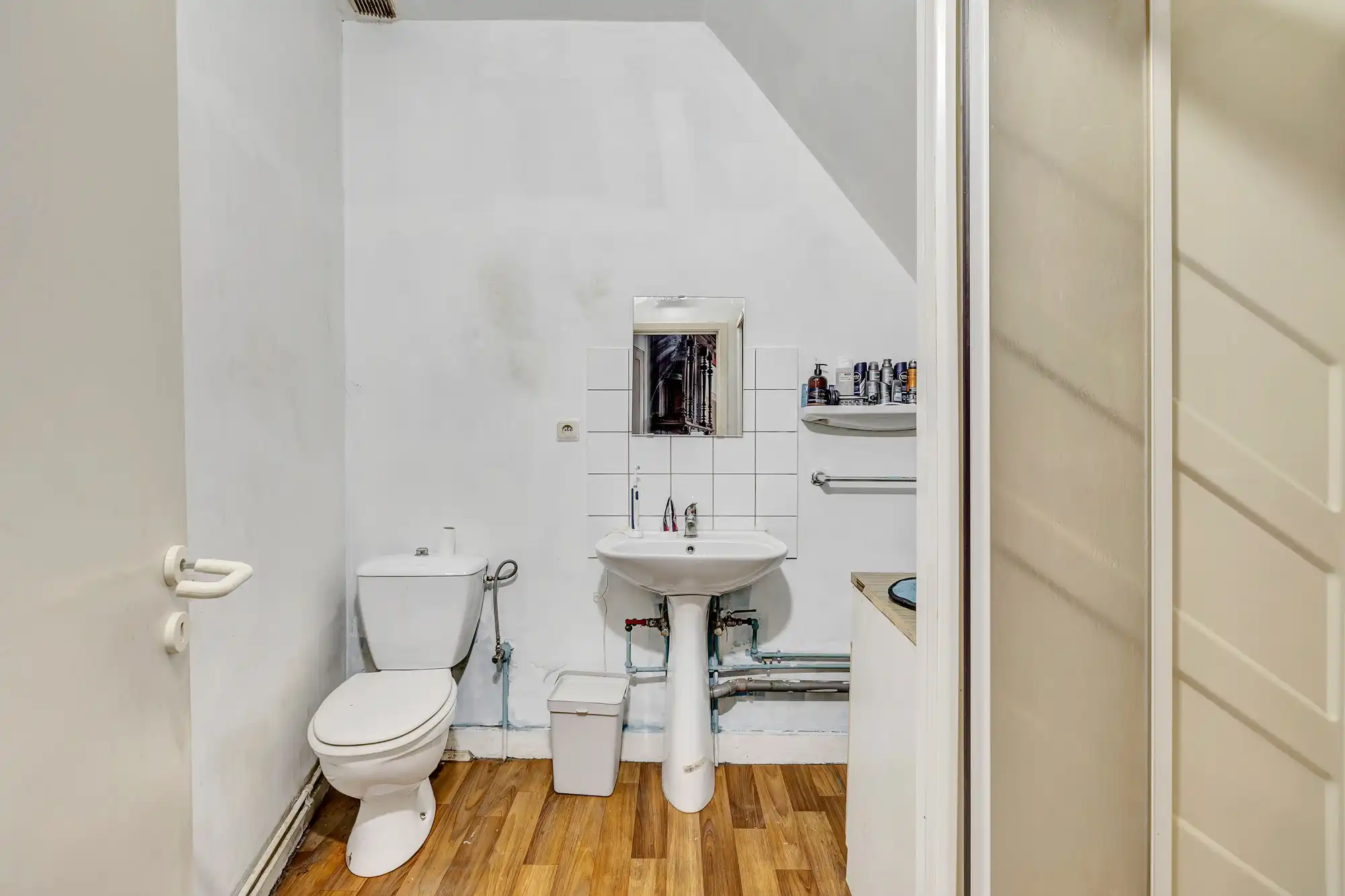 Te renoveren woning op 12a 80ca gelegen in centrum van Gooik foto 17