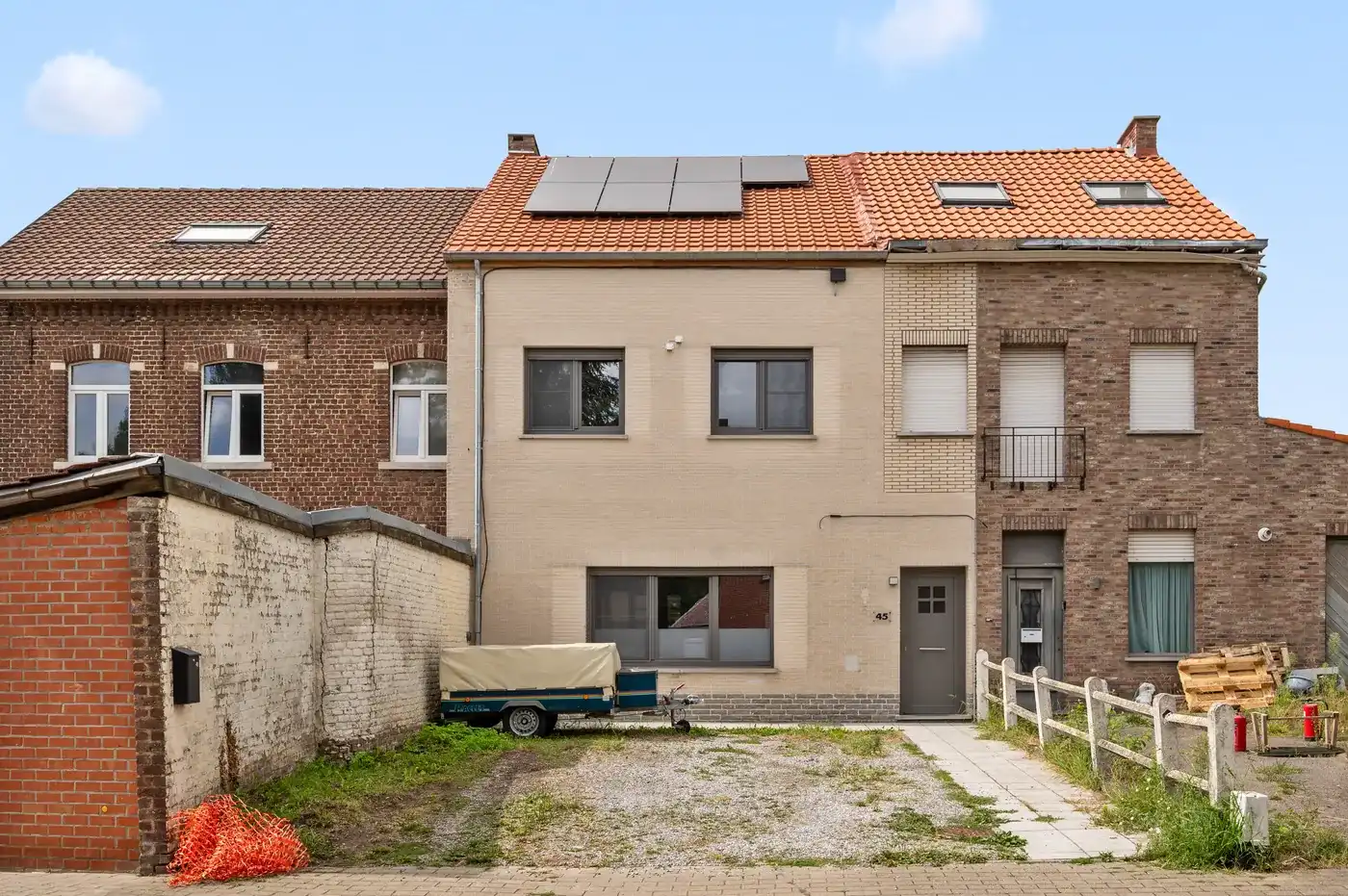 Half te renoveren rijwoning met 3 slpks met tuin, terras en 4 parkeerplaatsen. foto 29