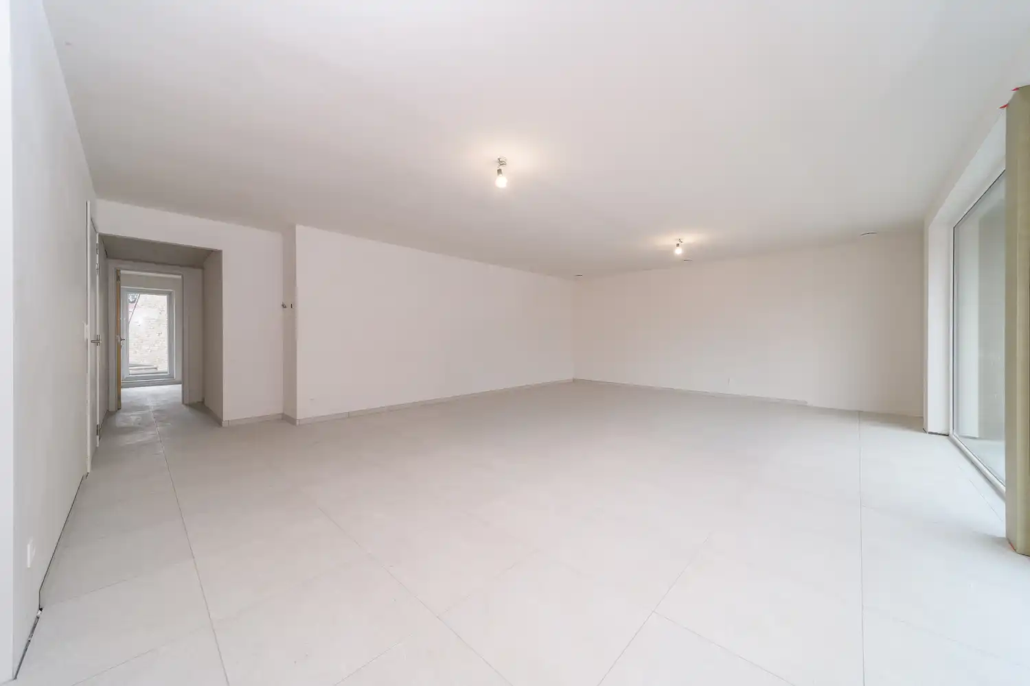 VEURNE: Nieuwbouwresidentie THE BRIDGE op enkele stappen van het bruisende centrum van Veurne, 17 appartementen met 2 of 3 slpks, op topligging! foto 14