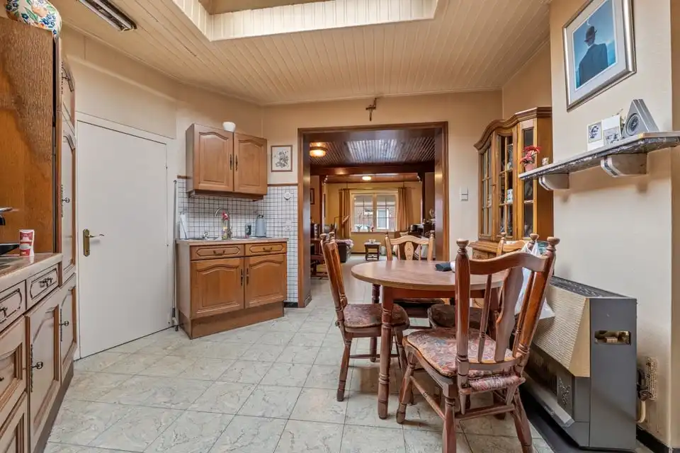 TE RENOVEREN STADSWONING IN SINT-TRUIDEN foto 10