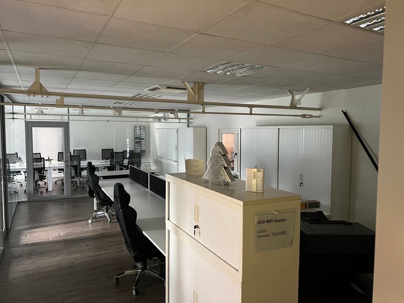 Commercieel pand op TOP - locatie. foto 34