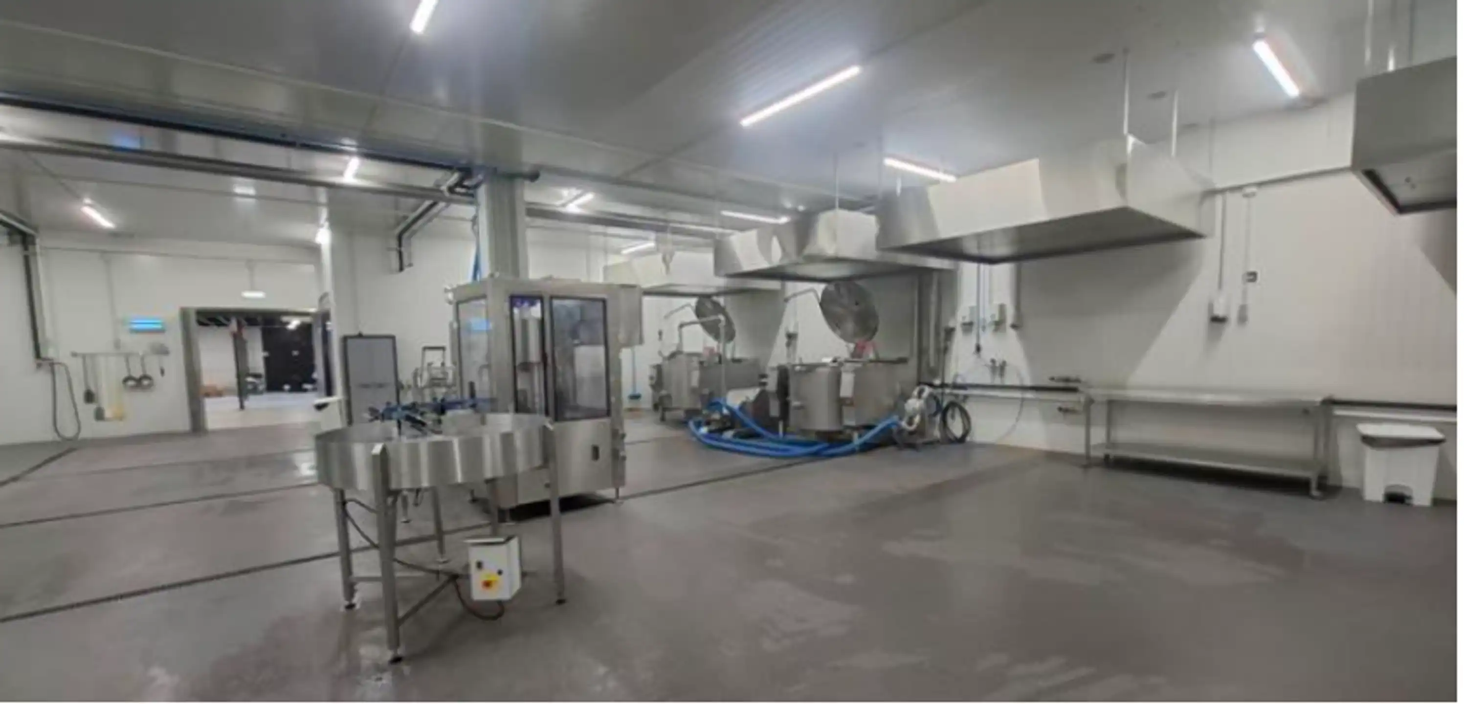 Te Huur KMO Gebouw voor Voedingsbedrijf foto 3