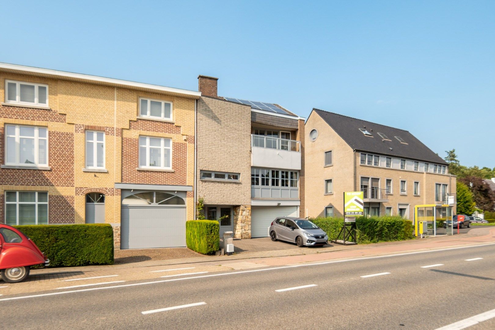 Halfopen bebouwing met tuin, garage in Tongeren centrum foto 29