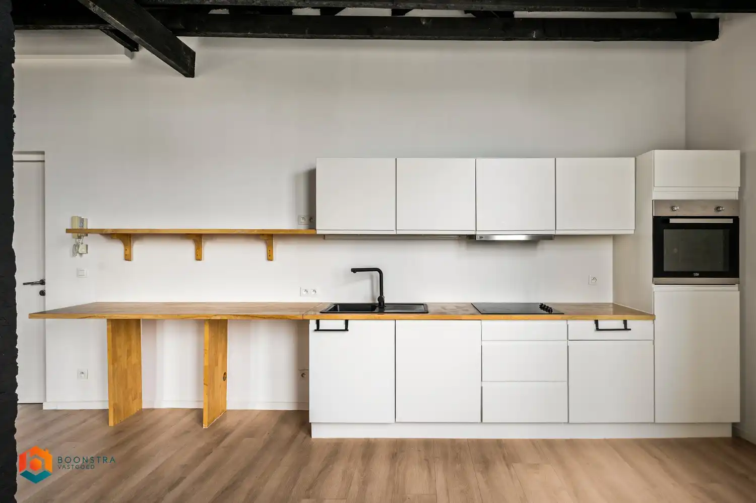 Karaktervol gerenoveerd app met 2 slpkrs in Hoboken foto 7