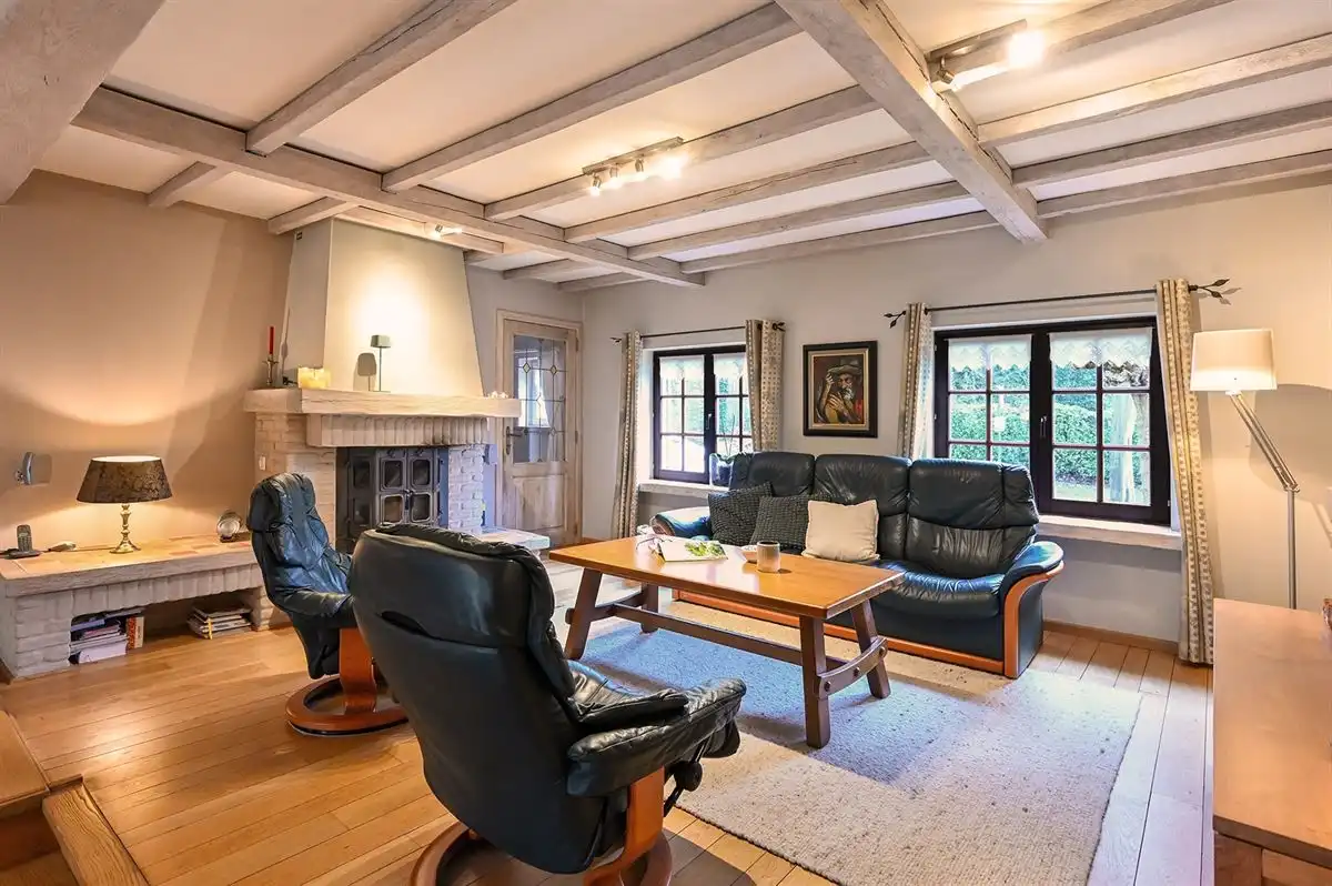 Instapklare villa met zwemvijver foto 3