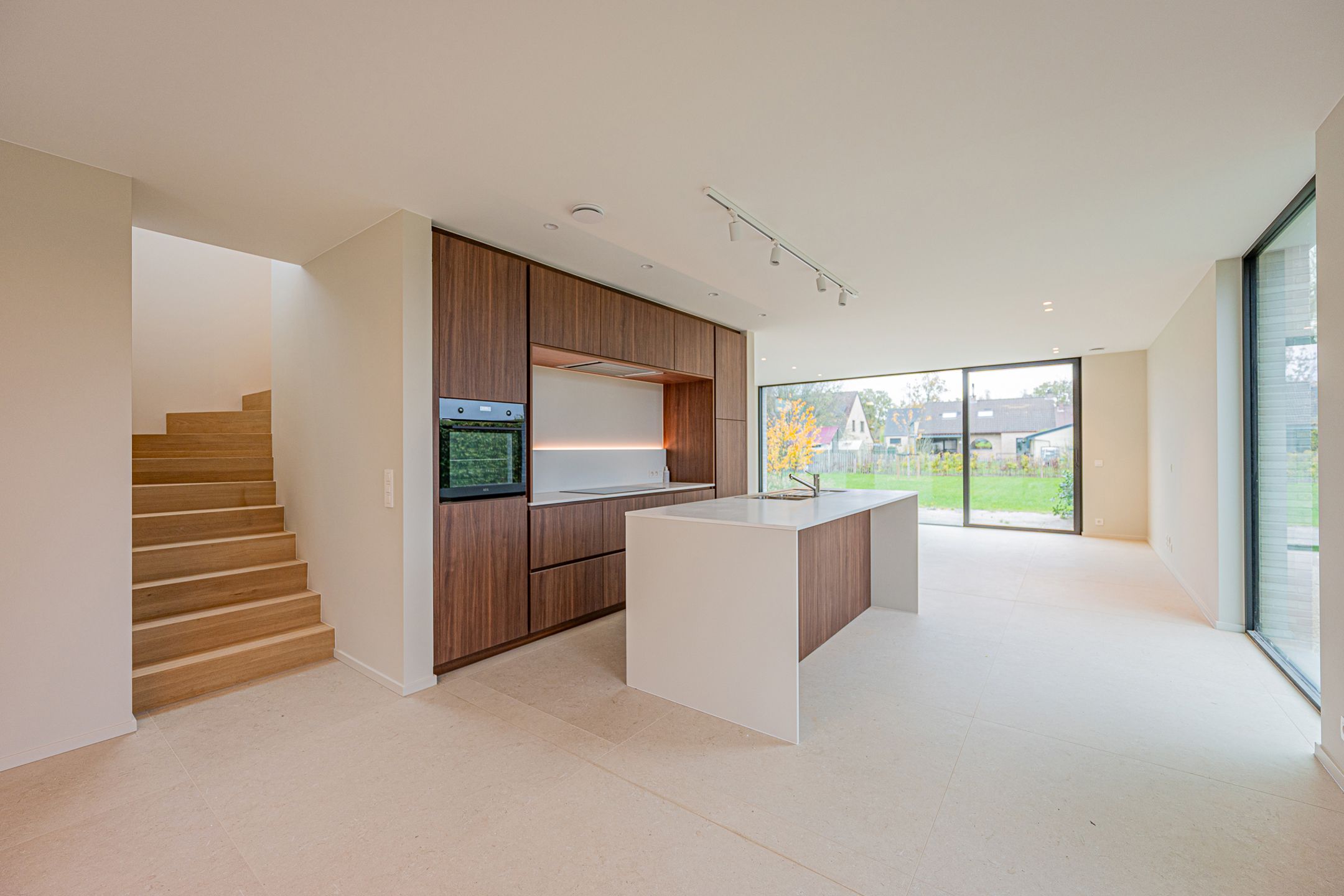 Moderne, energiezuinige nieuwbouwwoning foto 10