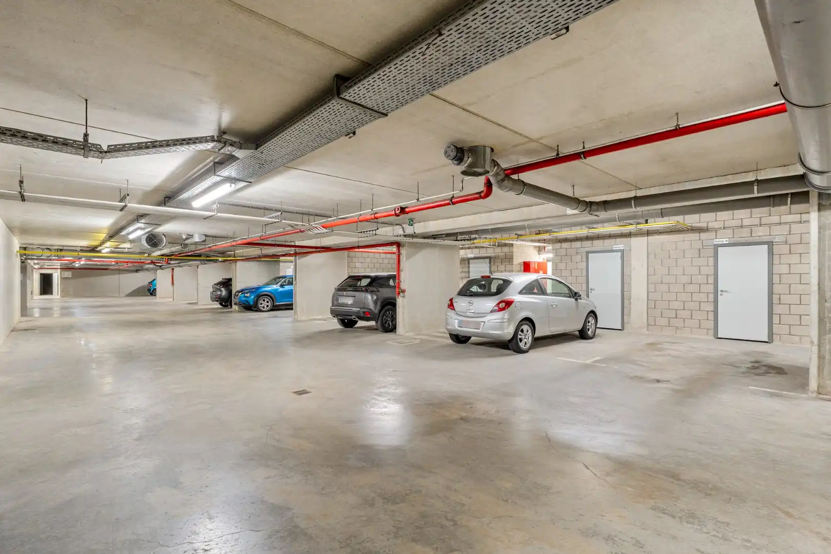 Comfortabel appartement met 1 slaapkamer, terras en autostandplaats nabij het centrum van Maaseik! foto 18