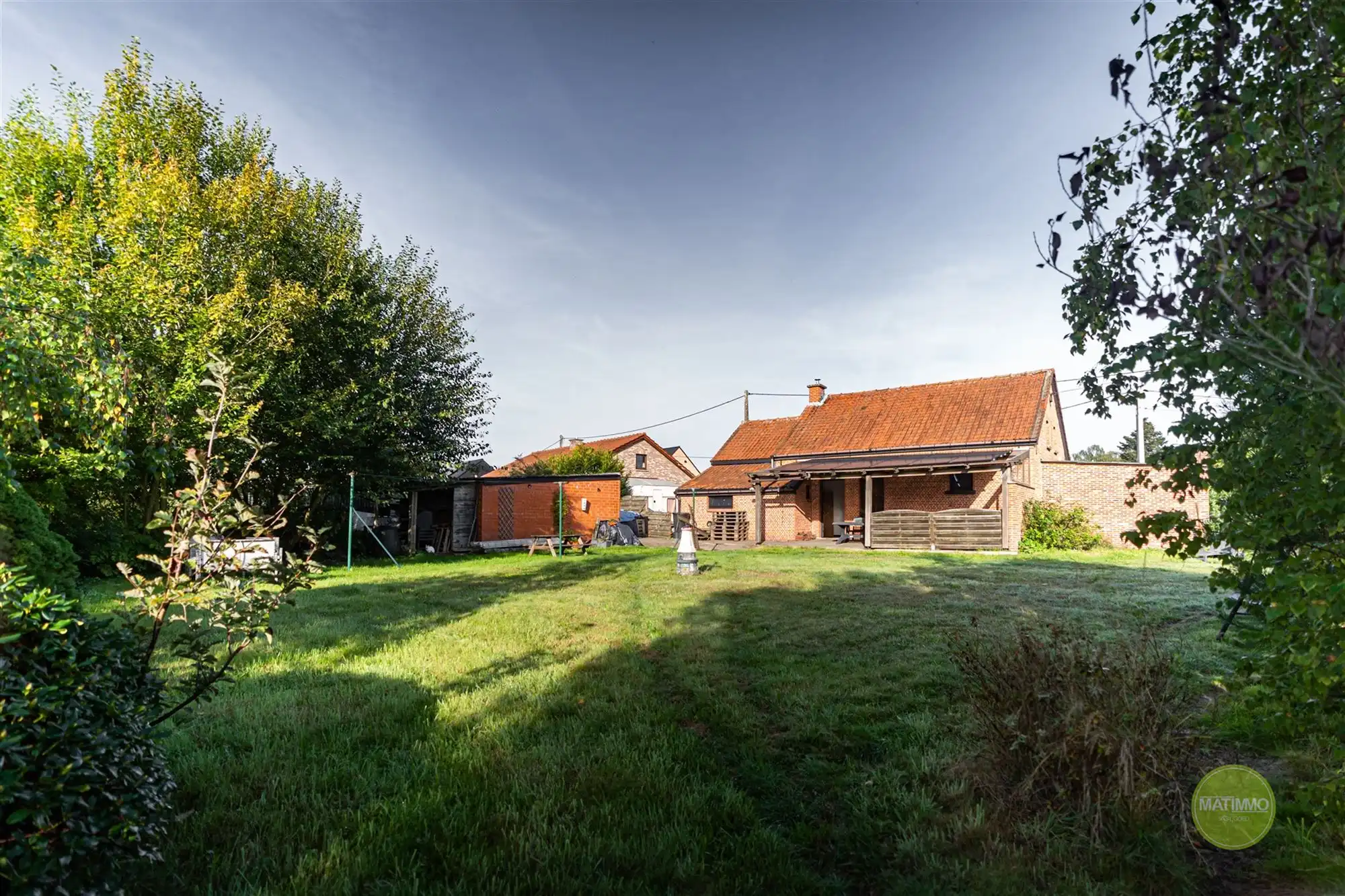 Karaktervolle woning op een uitzonderlijk ruim perceel!  foto 3