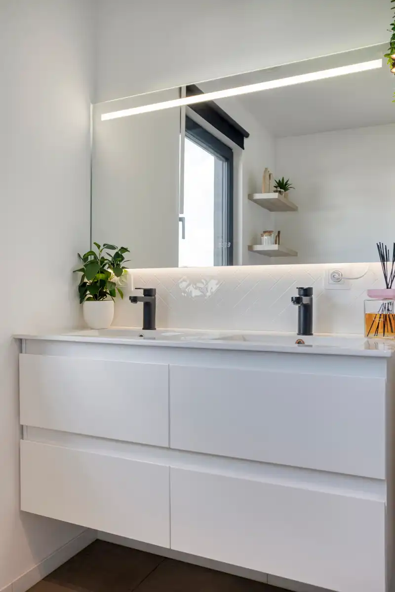 Volledig instapklare moderne halfopen woning in rustige wijk foto 18