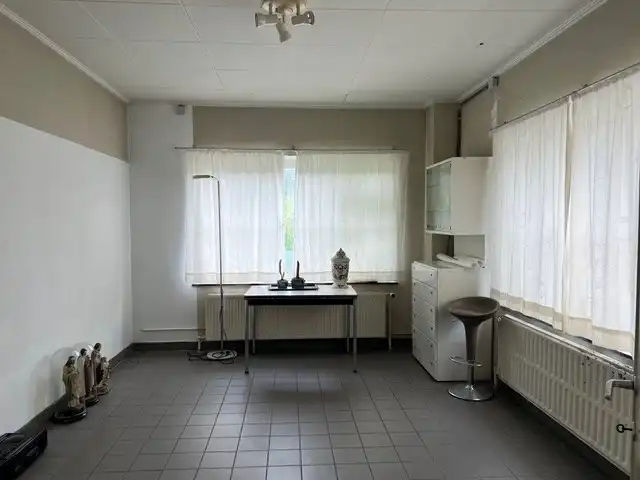 Bovenwoning met 5 slaapkamers en autostaanplaats in het centrum van Mol! foto 10