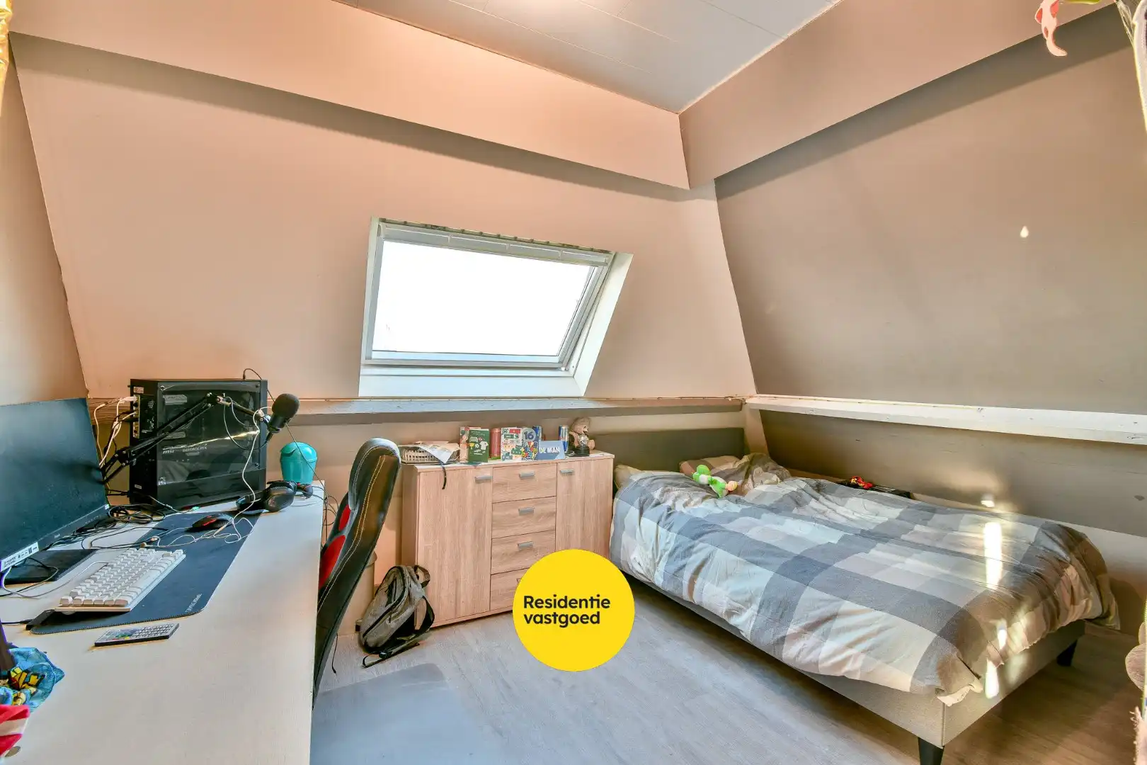 Horecazaak met woonst foto 22