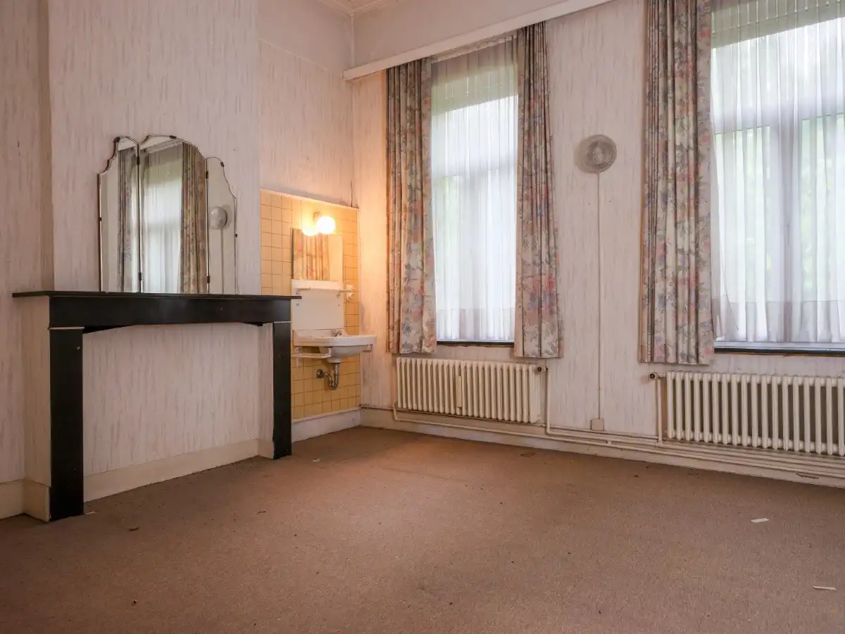 Izegem – Karaktervolle pastoriewoning met diepe tuin en tal van mogelijkheden foto 21