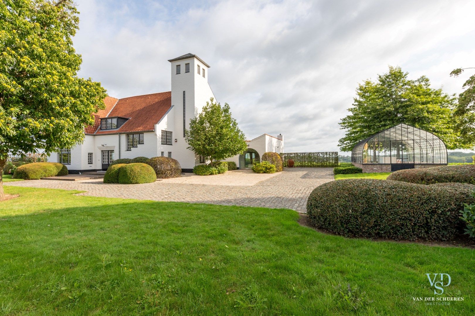 Exceptioneel, karaktervol landhuis met prachtige vergezichten  foto 31