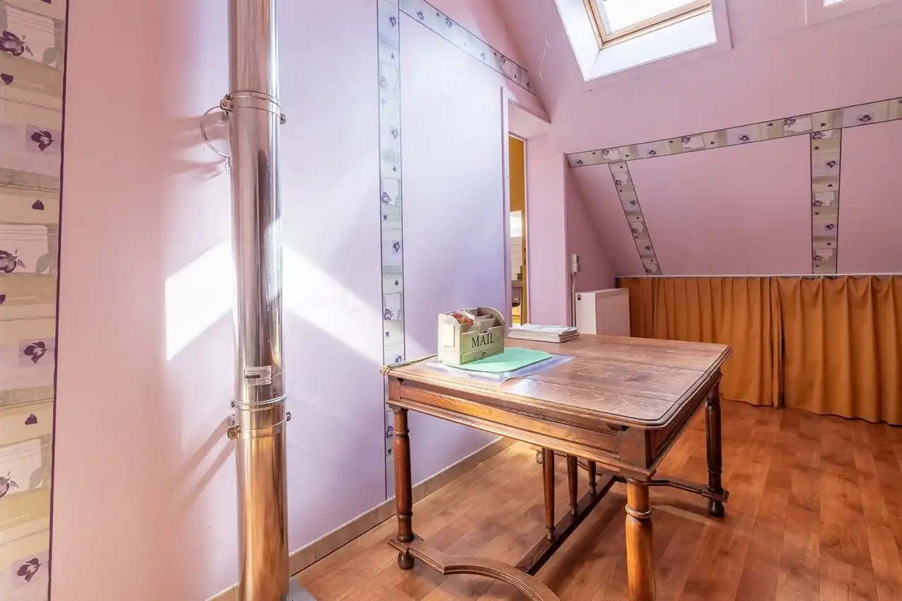Karaktervolle en instapklare woning met zonnige tuin nabij het Gras- en Crauwelsbos foto 41