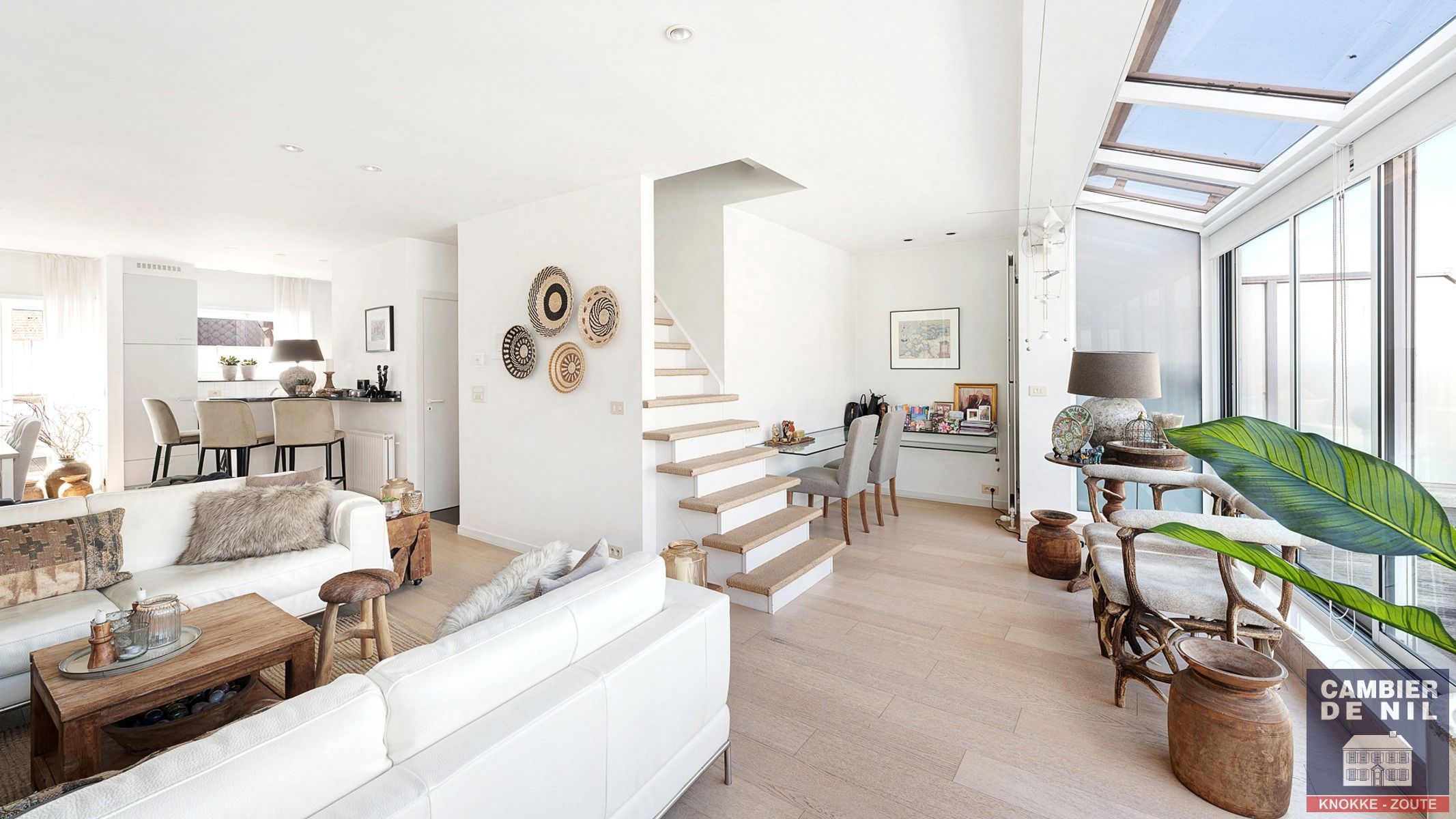 Schitterend duplex appartement met terras voor-en achteraan in hartje Zoute foto 12