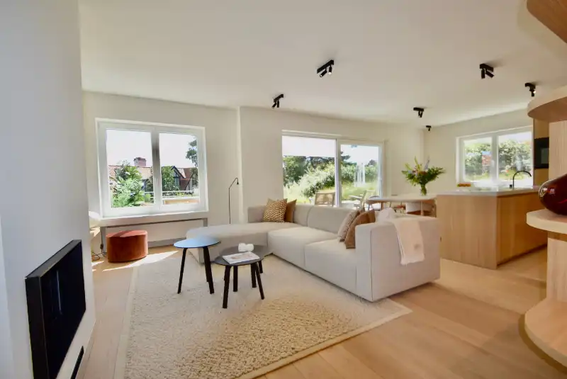 Subliem tuinappartement met zonneterras van 72m²  in een karaktervolle villaresidentie in een paadje. foto 5
