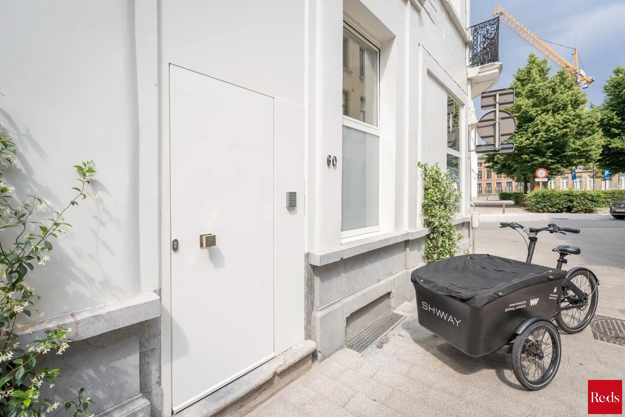 Vergund opbrengsteigendom op iconische locatie foto 17