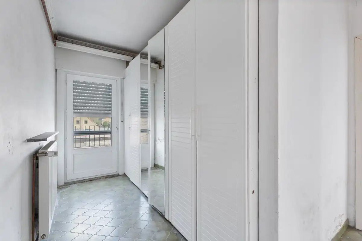 Ruime woning met handelspand te koop in De Panne foto 16