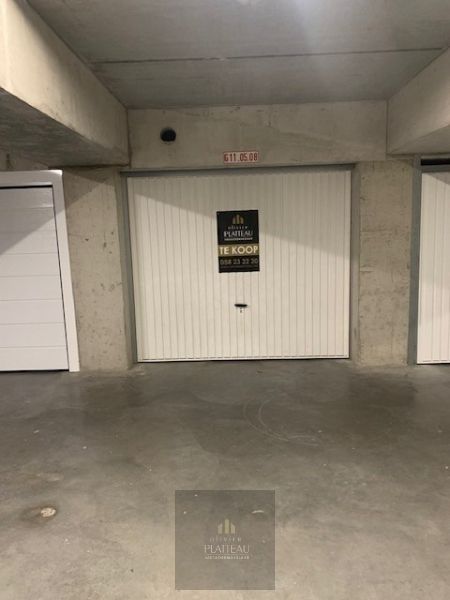 Gesloten garagebox te Nieuwpoort-Bad. foto 2