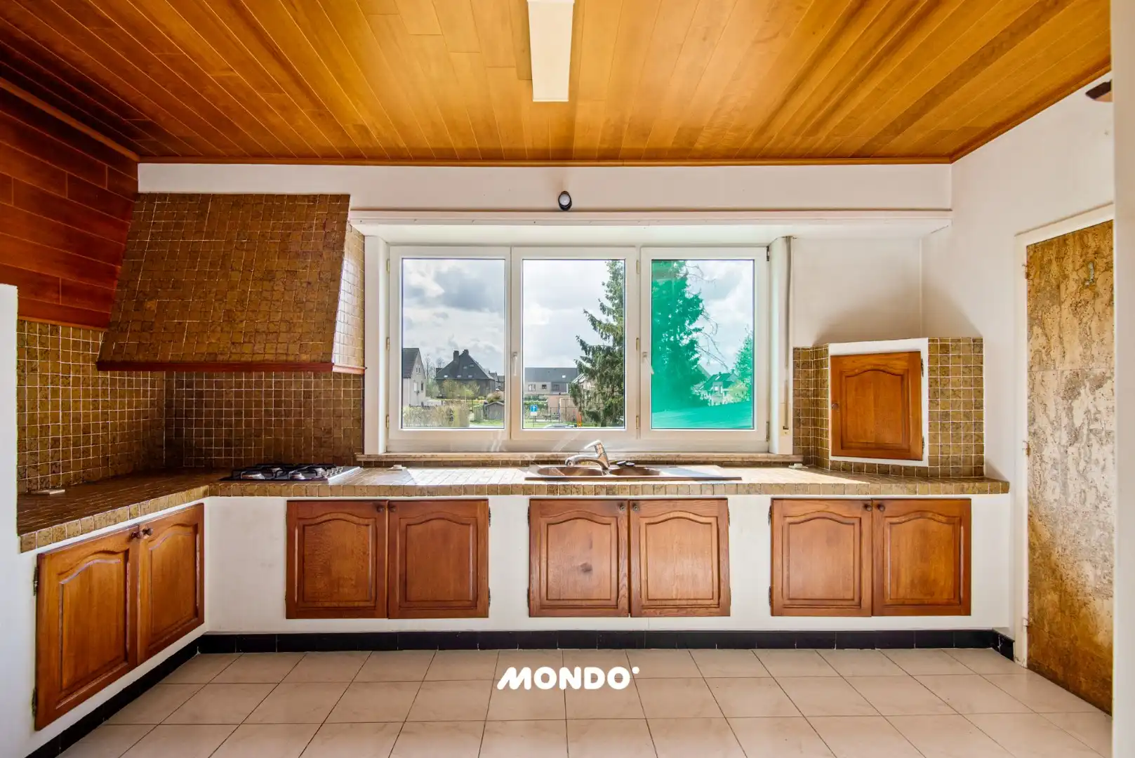 Niel: Karaktervolle woning met 3 slpk, groot atelier en riante tuin op 550m² foto 8