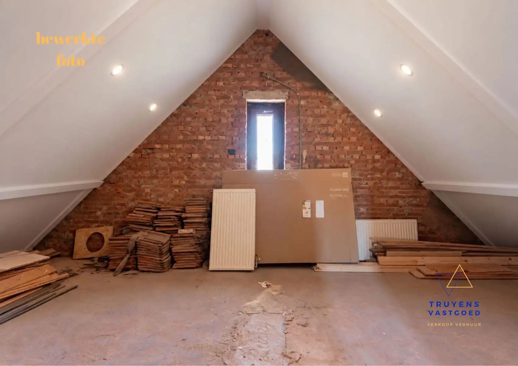 Gerenoveerde woning met 3 slaapkamers in een rustige buurt foto 24