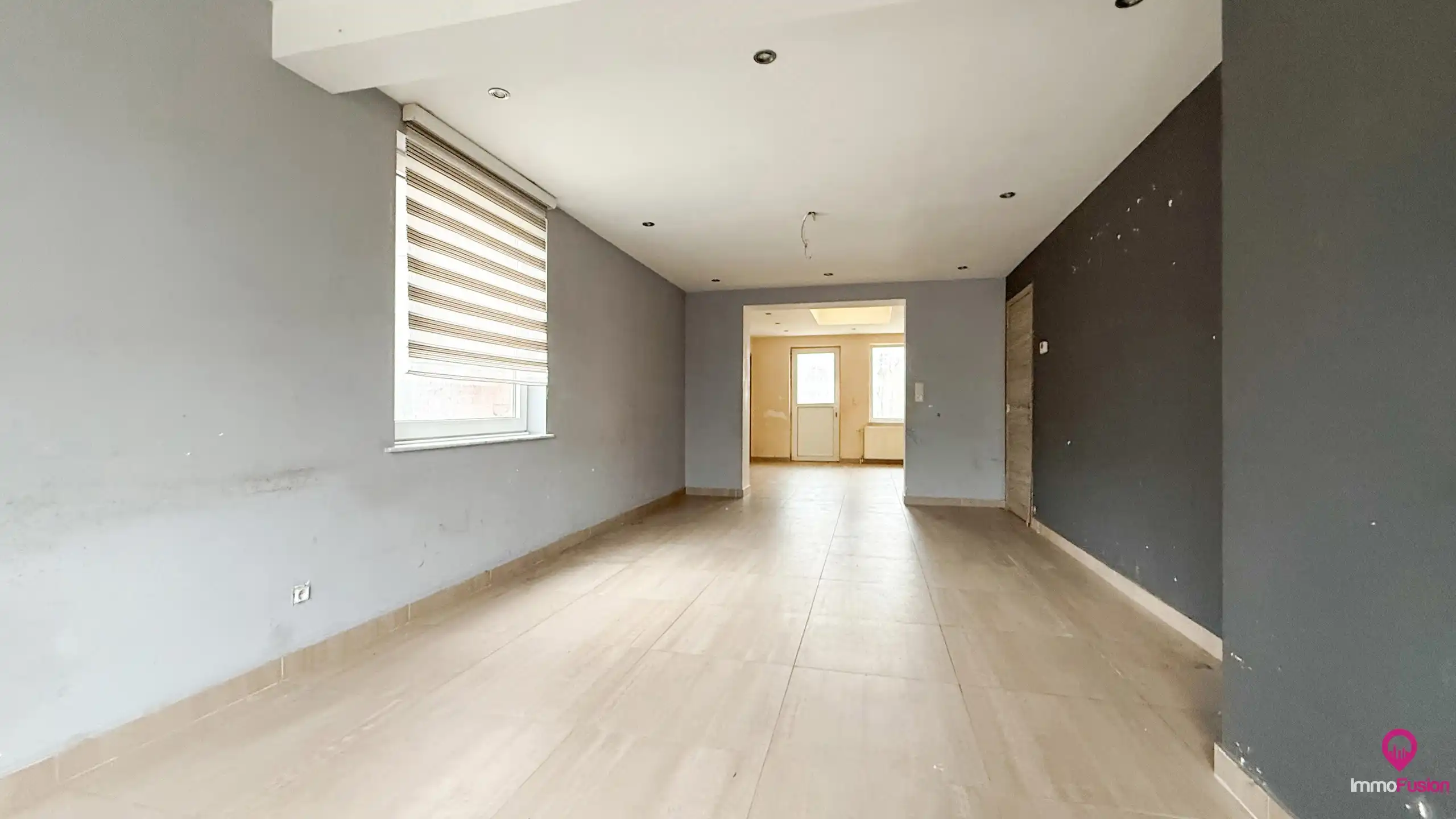 Op te frissen halfopen woning op toplocatie op de Lindeman foto 3