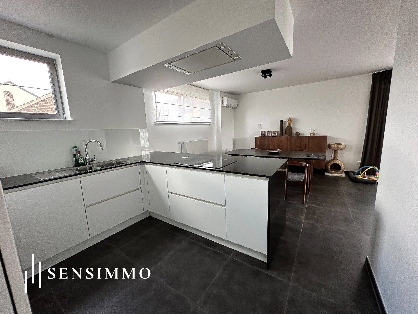 Luxe duplex van 169m² met 3 slaapkamers, ondergrondse privé staanplaats en berging foto 8