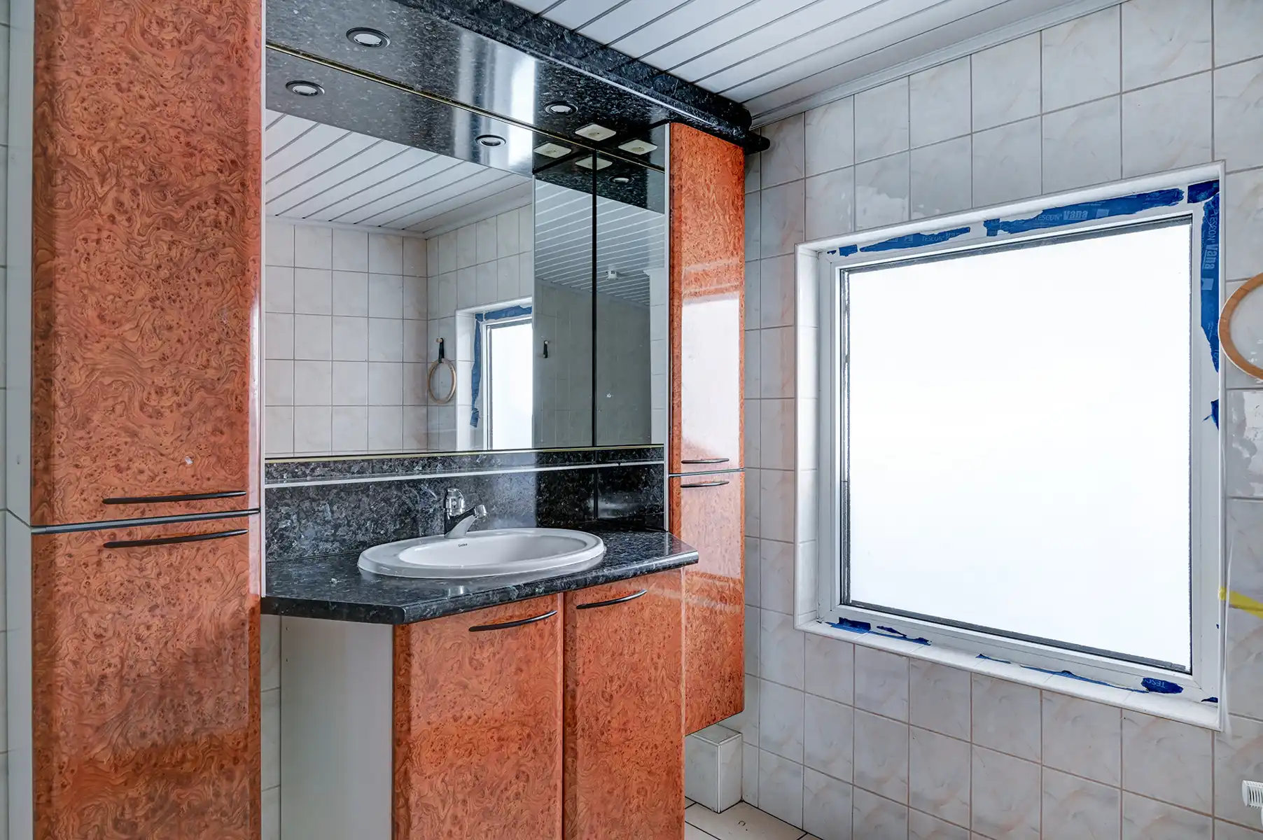 Karaktervolle en energiezuinige split-level woning op een perceel van 3a 96ca. foto 14