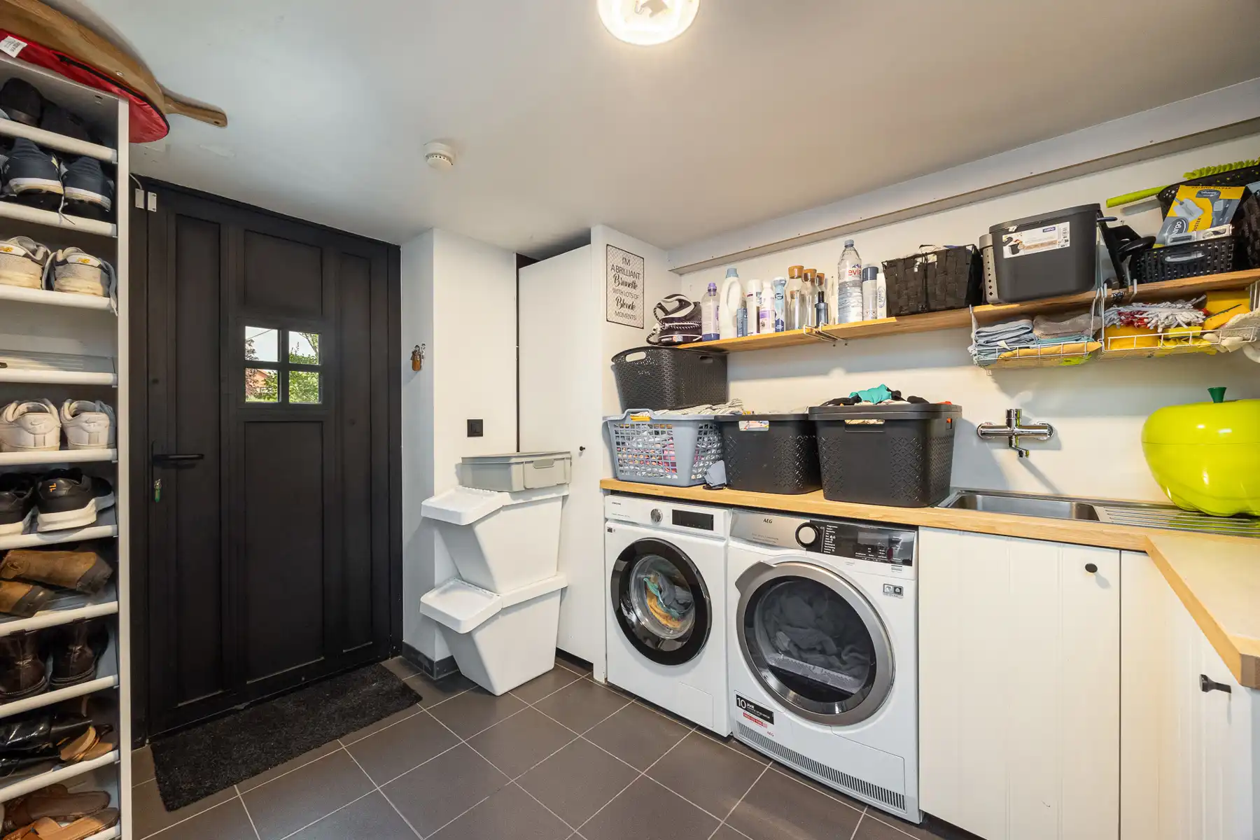 Volledig gerenoveerde woning met 3 slpk, bureau en EPC A foto 11