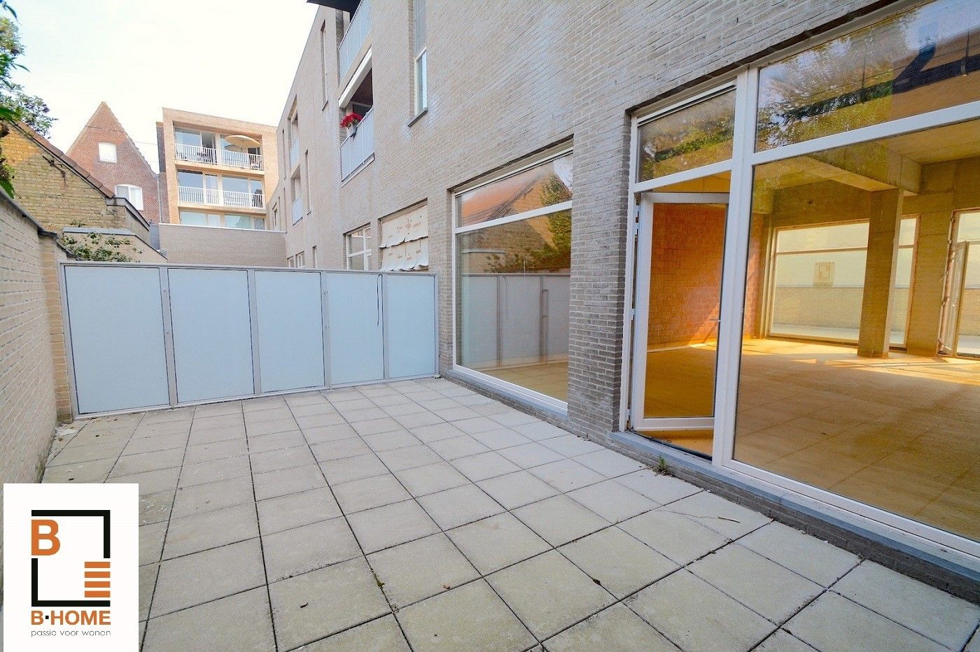 Handelsgelijkvloers 187 m² met terras 32 m² - centrale ligging - nabij de Grote Markt foto 4