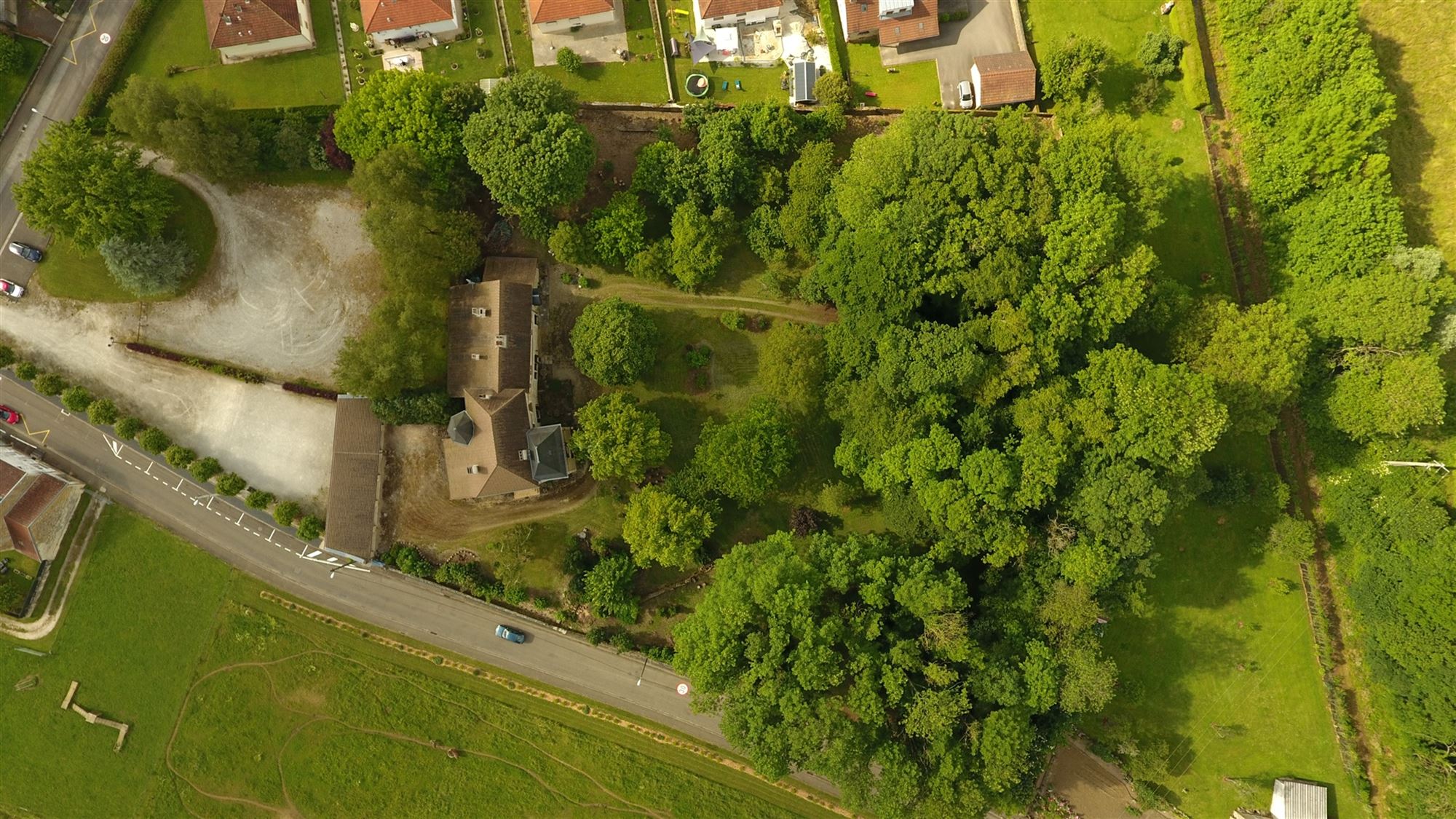 Verzorgd en authentiek kasteel te koop nabij de champagnestreek in Frankrijk foto 23