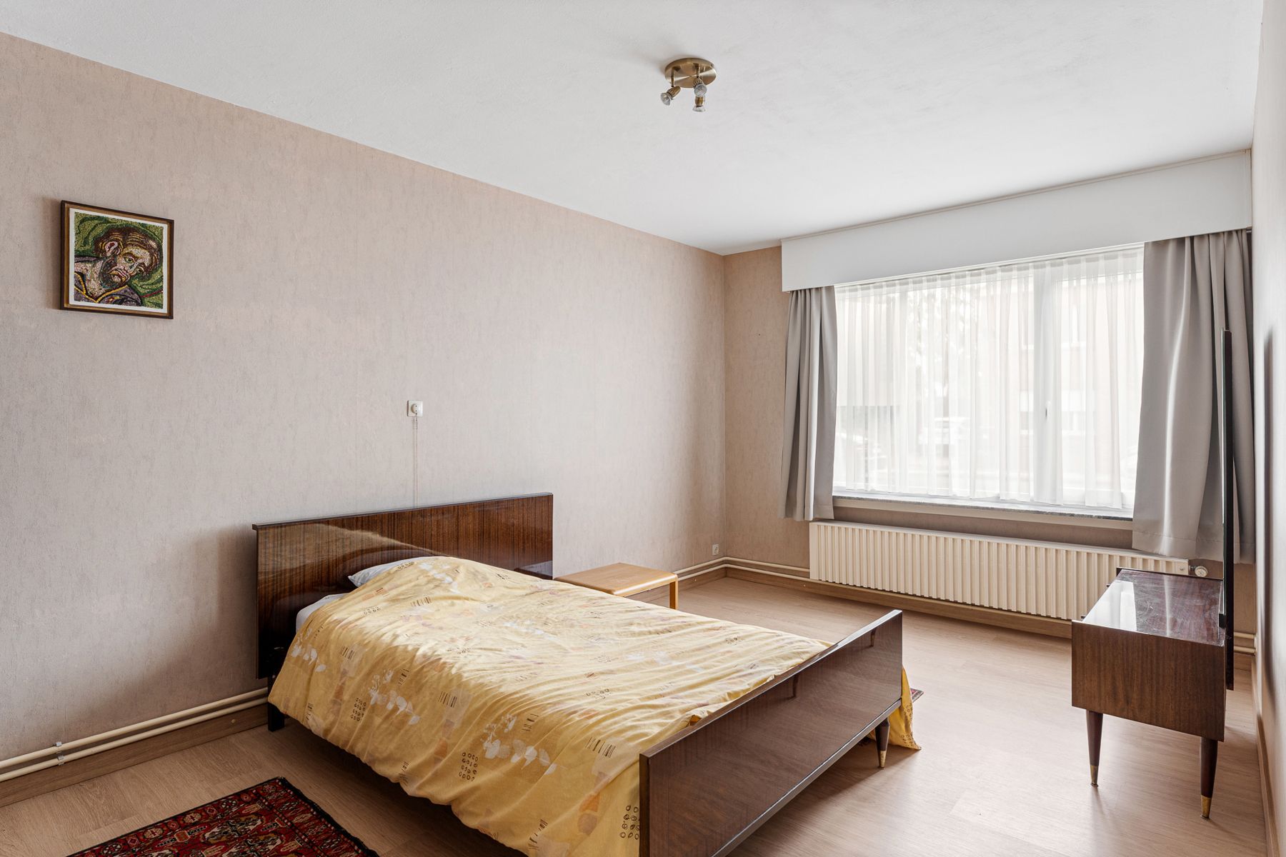 Ruim 3 slpk. gelijkvloersappartement te Sint-Michiels foto 11