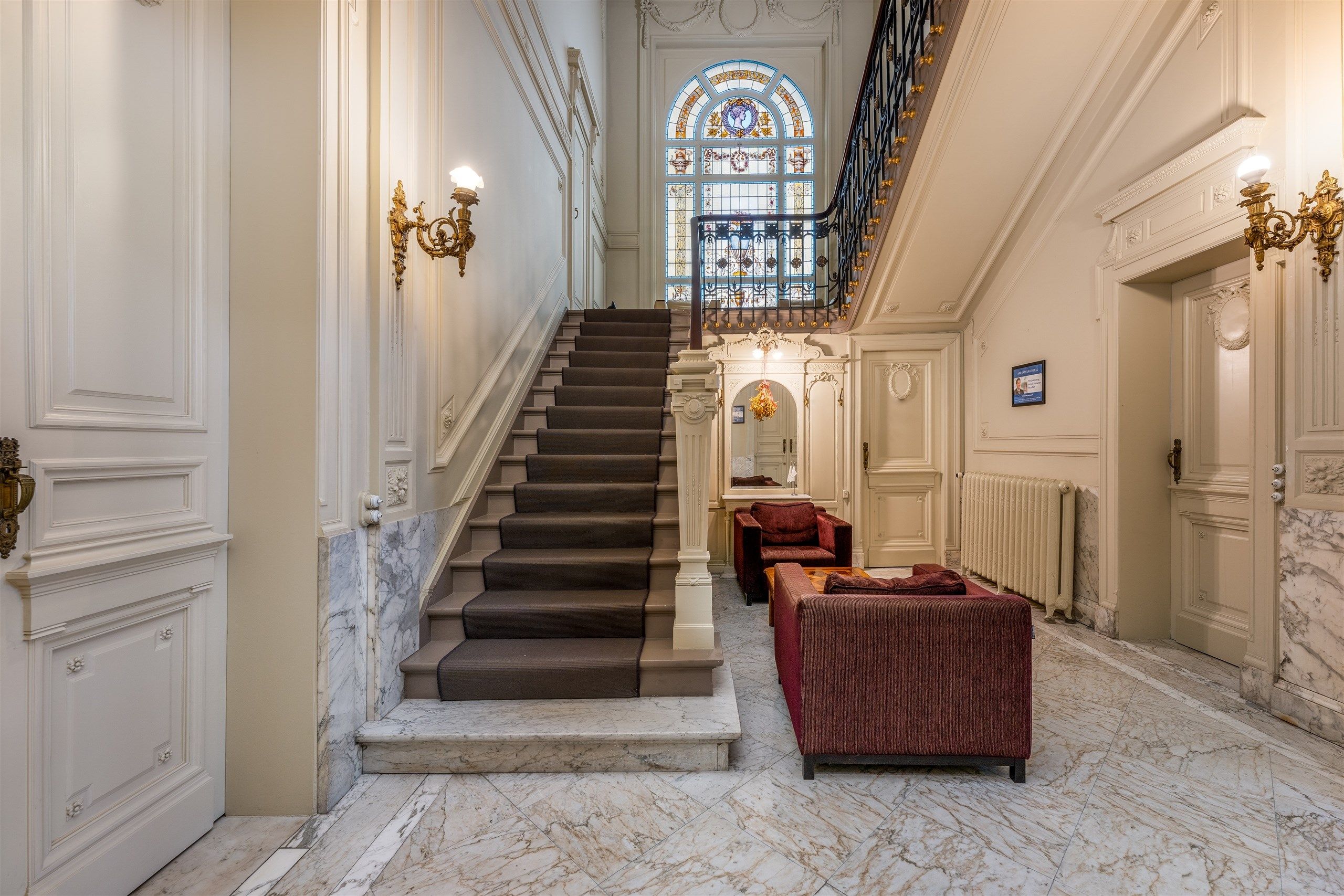 Majesteit in Steen: Imposante eigendom  met 720 m² woonopp ! foto 5