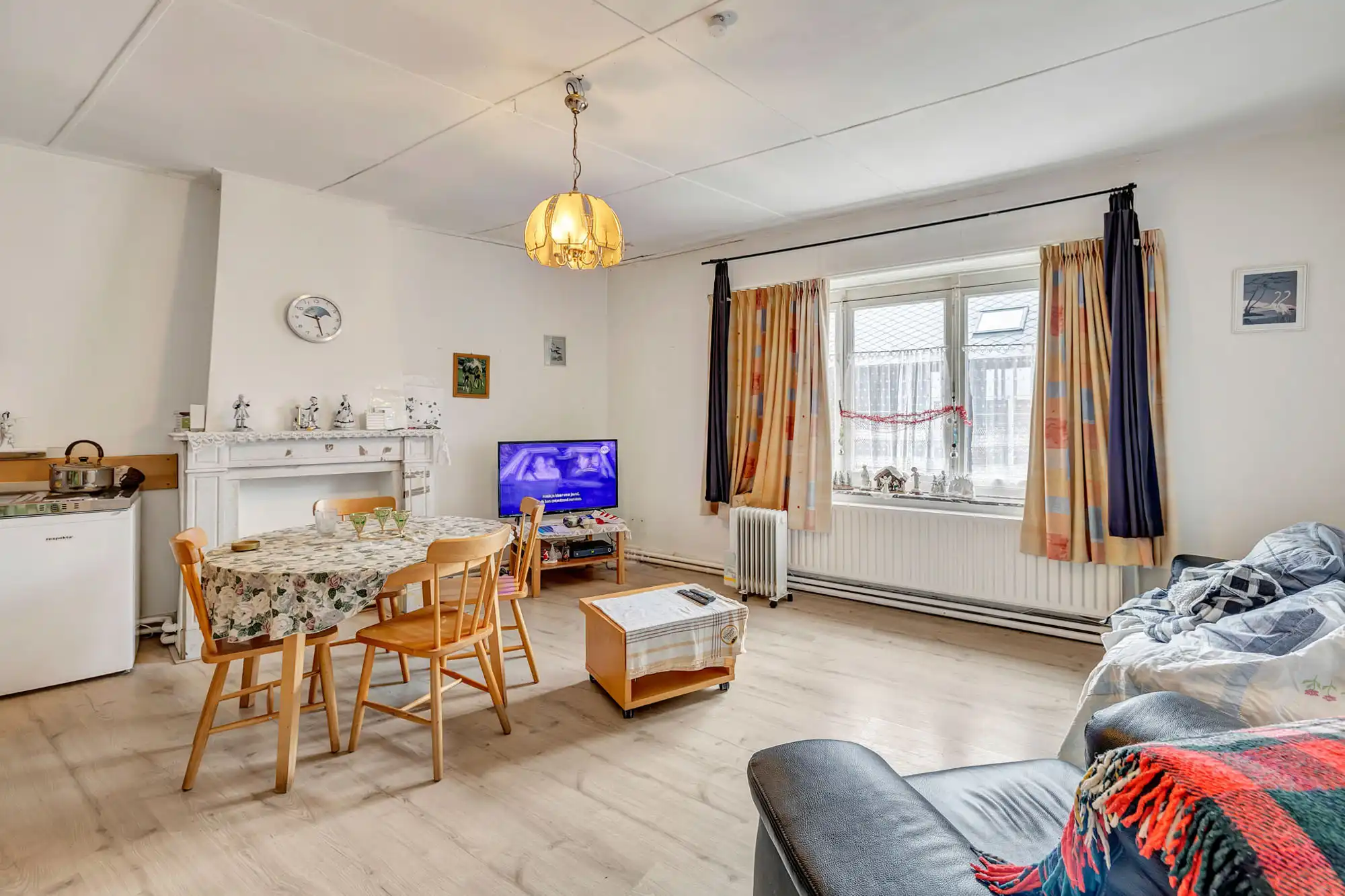 Te renoveren woning op 12a 80ca gelegen in centrum van Gooik foto 11