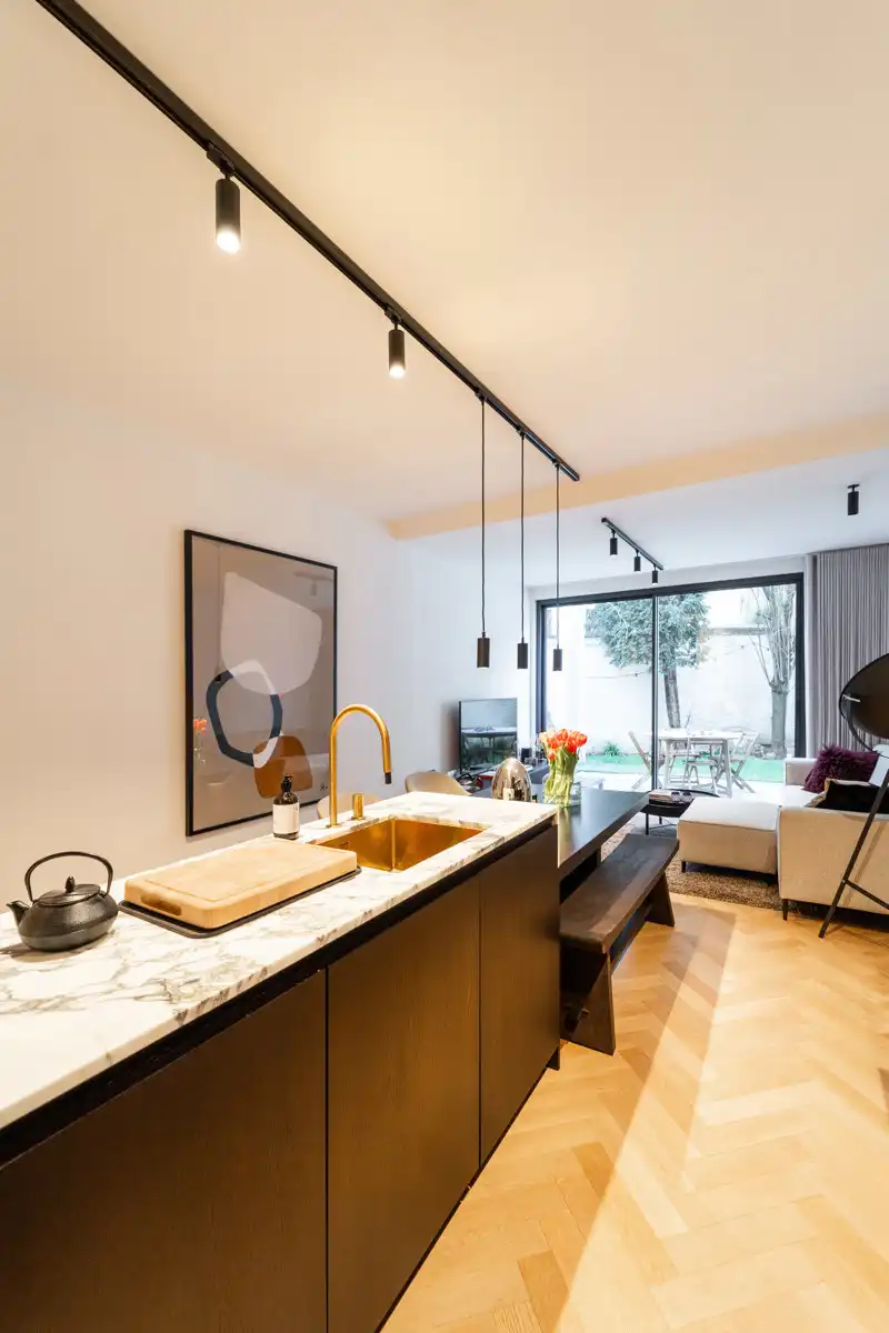 Trendy 2 slaapkamer appartement volledig bemeubeld op ‘tZuid foto 10