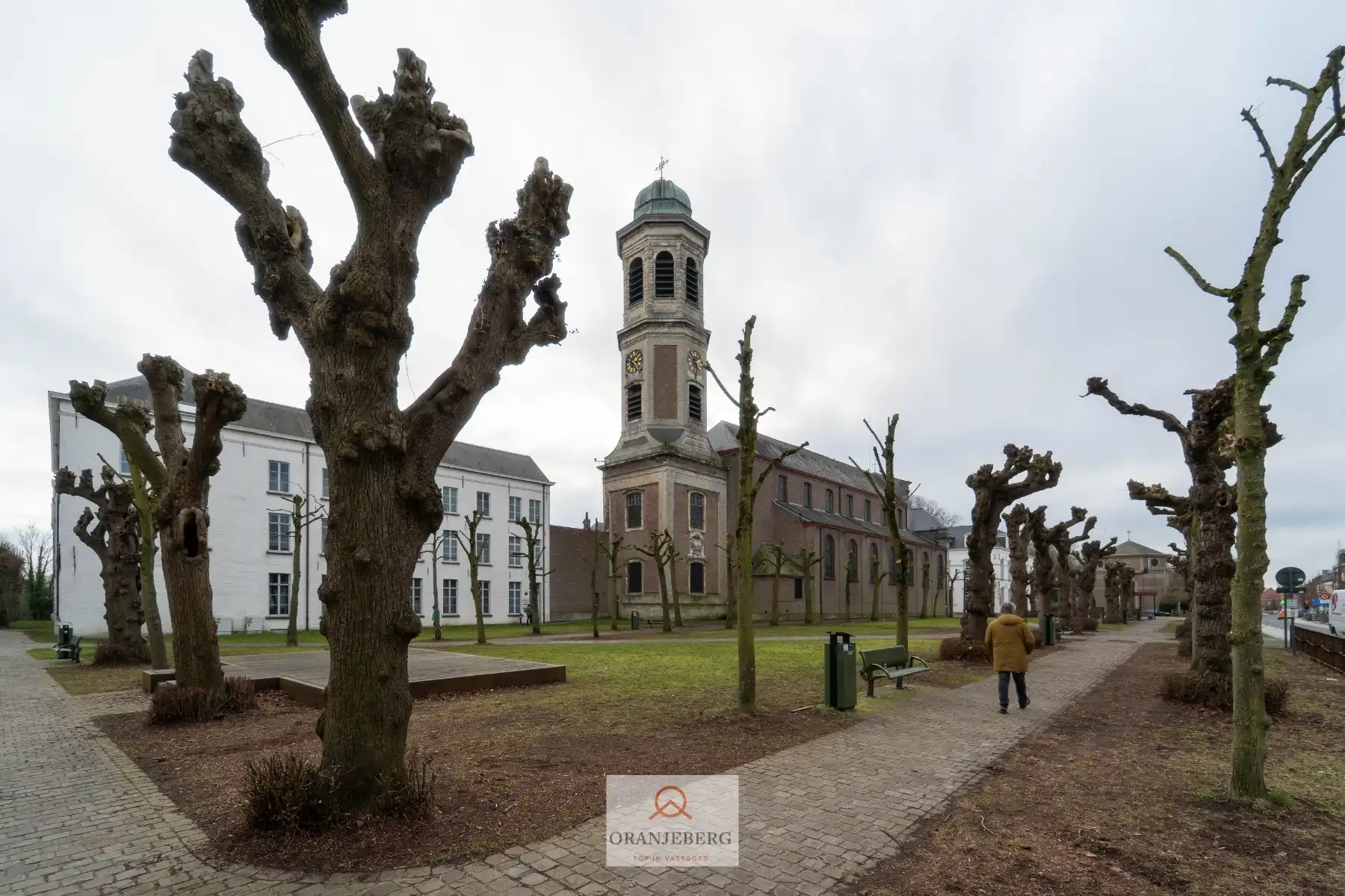 Compact handelspand met buitenruimte in centrum Drongen TE HUUR foto 28