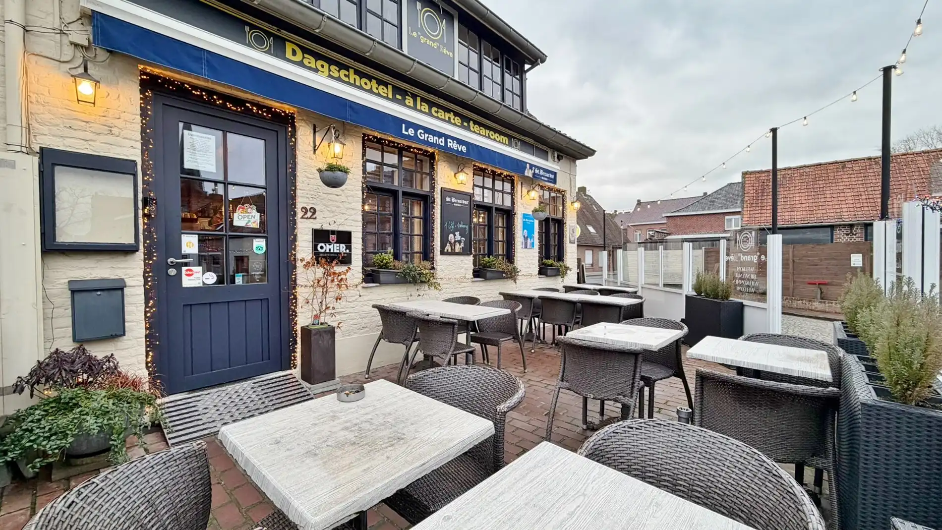 Unieke kans: Instapklaar restaurant met woonst in hartje Watou foto 17