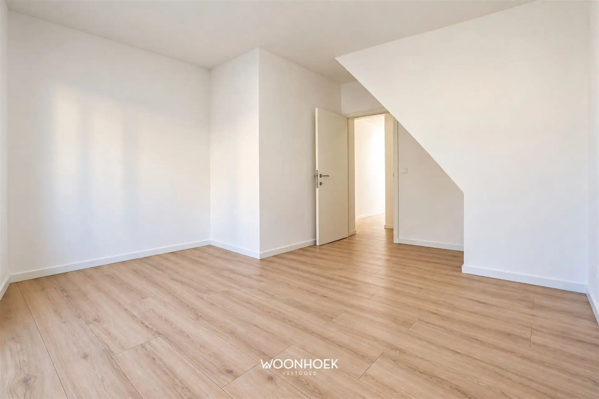 Gerenoveerde, 5 slaapkamer woning anno 2026 met label B! foto 15