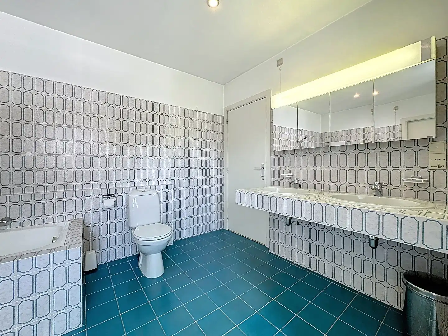 Sluisse Villa aan het water : Onder architectuur gebouwd, wonen aan de Damse Vaart foto 40