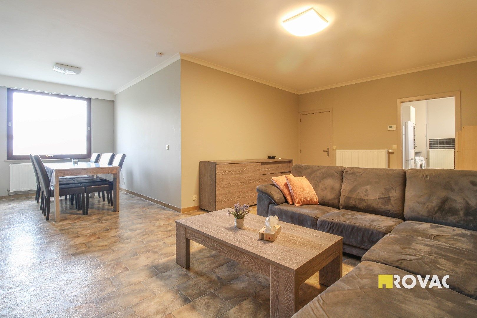 Instapklaar appartement met autostandplaats in garage! foto 7