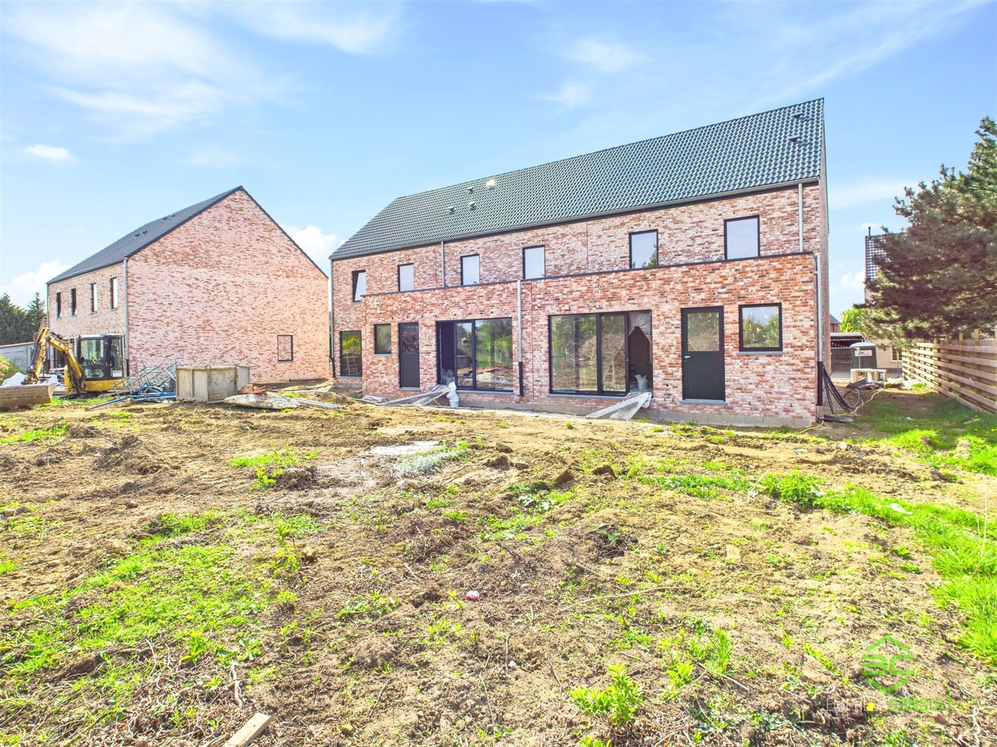 Afgewerkte nieuwbouwwoning met 4 slpk en E-peil 0! foto 2