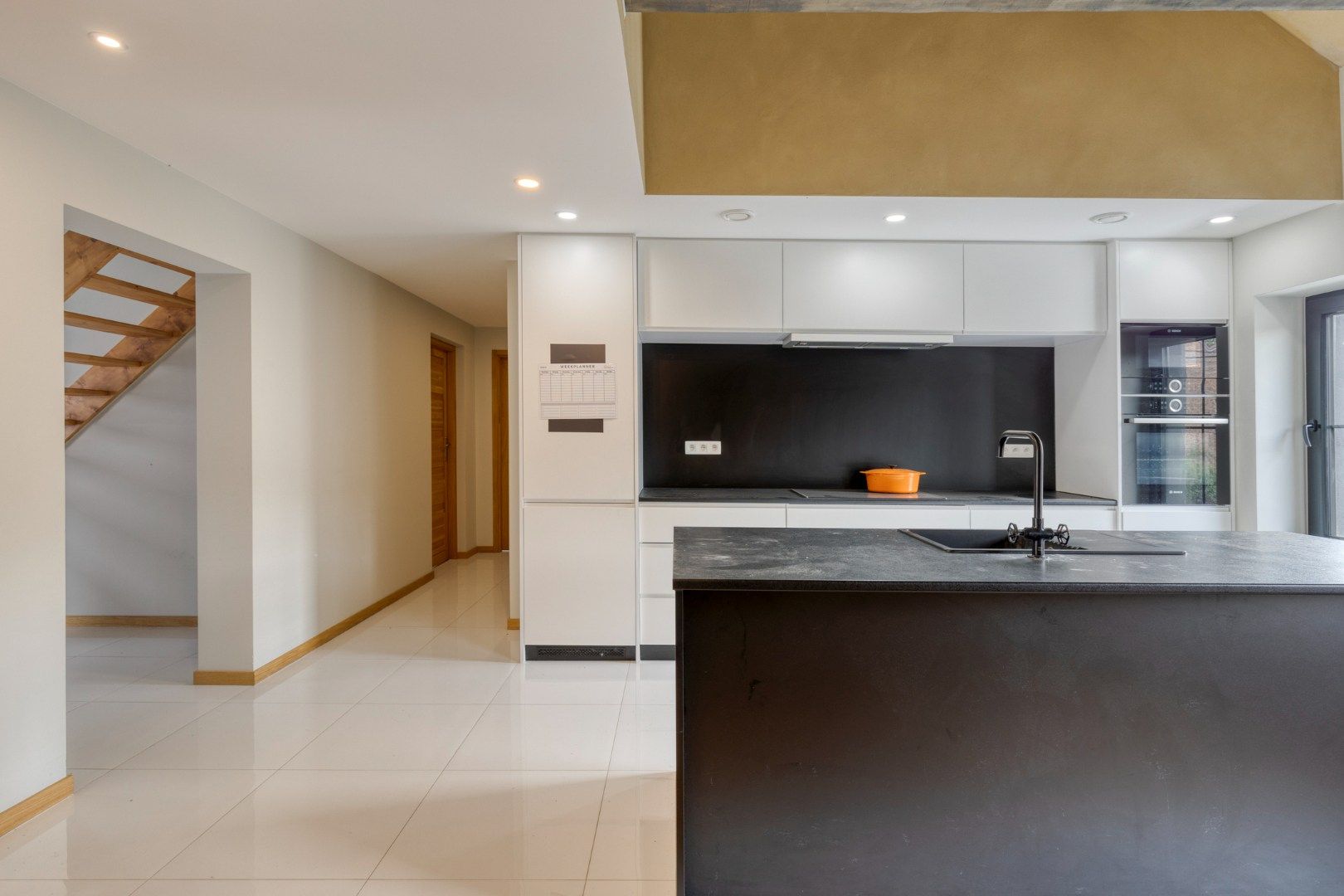 Appartement met 4 slaapkamers en ruim terras in Hamme-Mille! – EPC 103 kWh/m² - bewoonbare opp. 201 m² foto 5