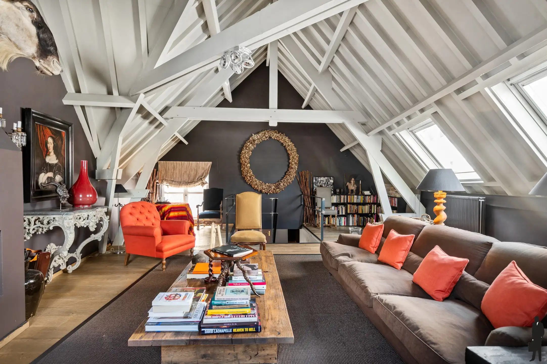 Luxe en comfort in het hart van Antwerpen foto {{pictureIndex}}