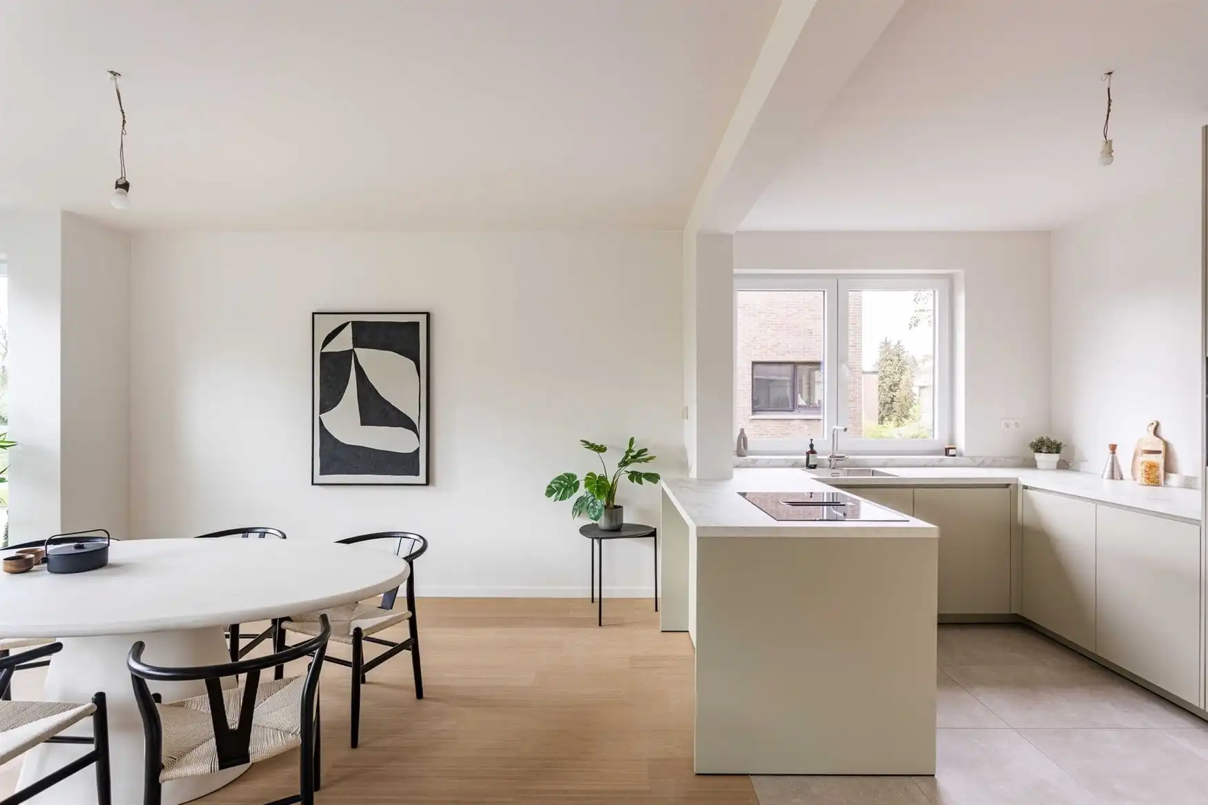 Volledig vernieuwd appartement met 3 slaapkamers foto 2