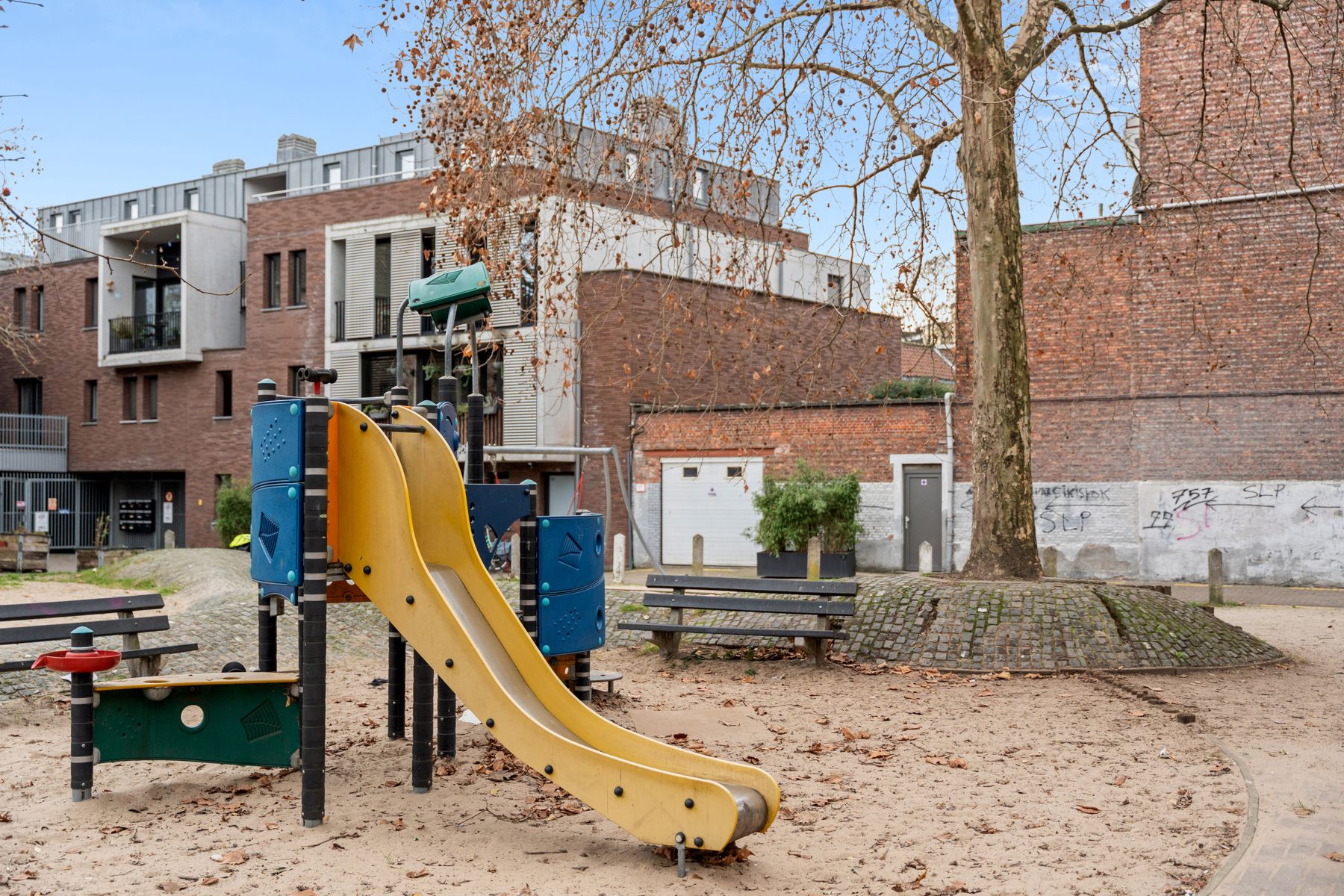Karaktervolle herenhuis te koop in hartje Gent foto 21