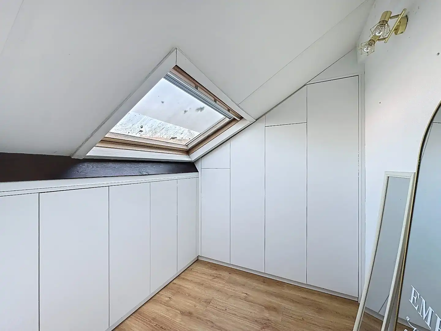 Instapklaar huisje met zonnig terras in Herent foto 14