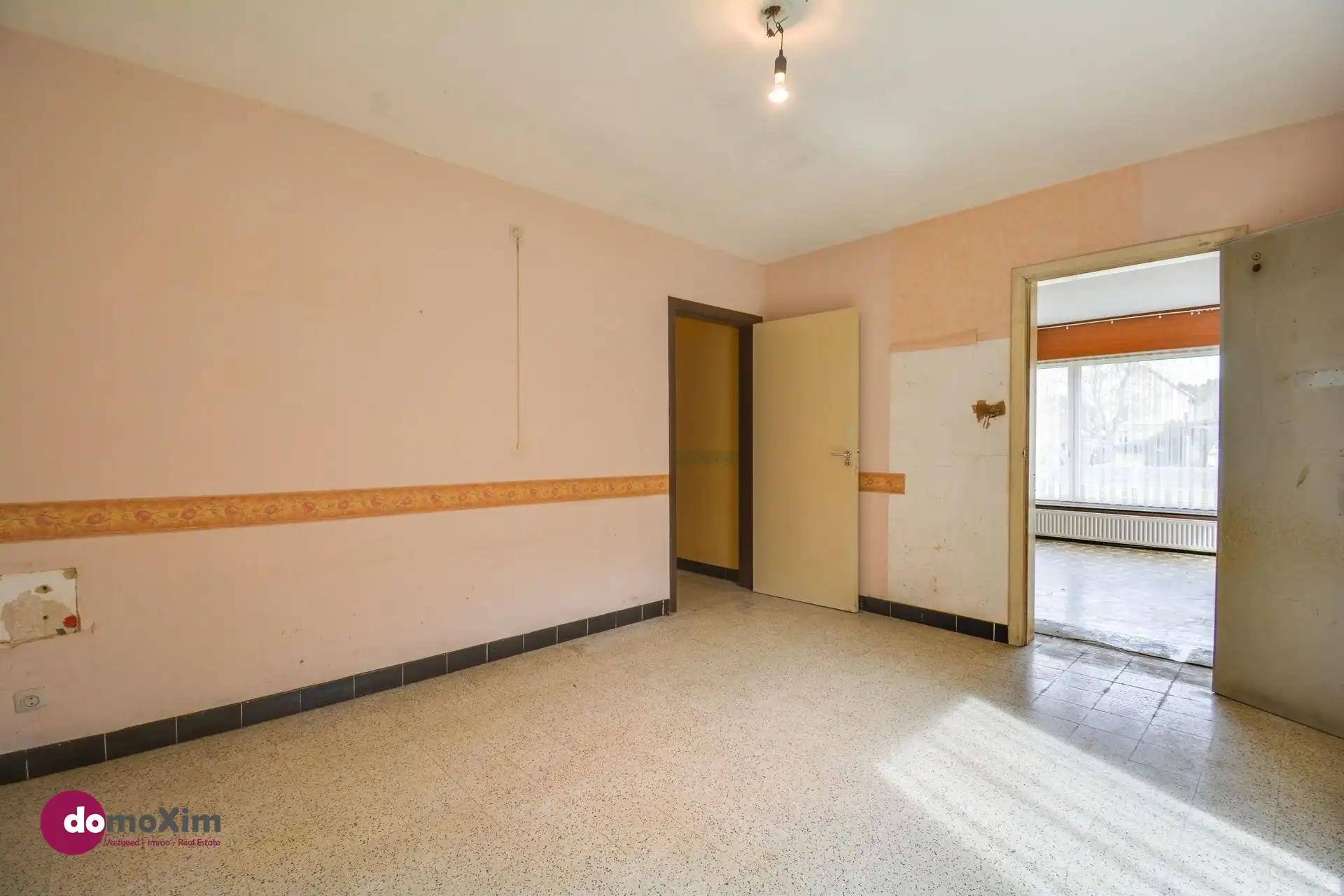 Te renoveren woning met garage in Boortmeerbeek foto 11