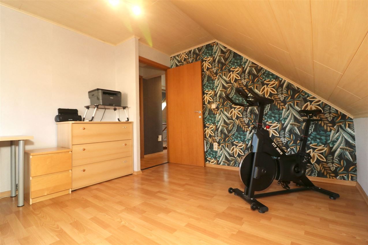 Rustig wonen met centrale ligging en focus op buitenleven foto 33