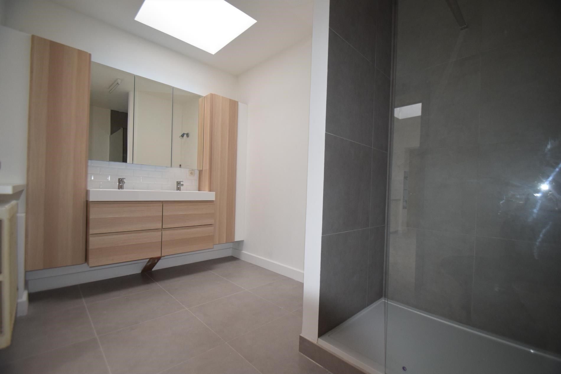 Ruime woning nabij Sint-Amandsplein, 3 slaapkamers  foto 7